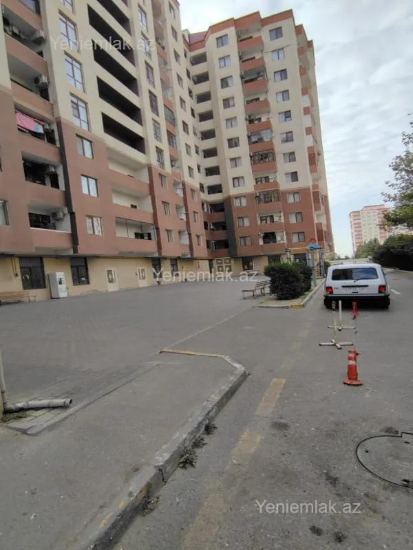 Satılır 3 otaqlı yeni tikili 85 m²