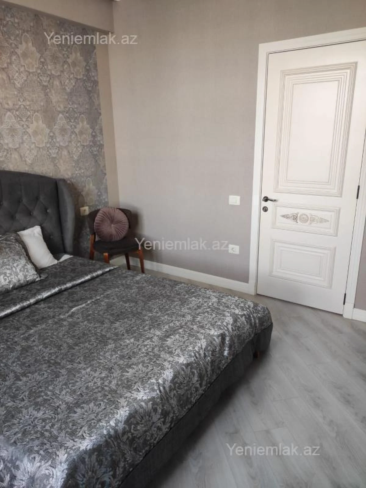 Satılır 3 otaqlı yeni tikili 85 m²