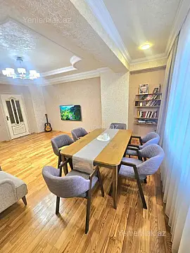 Satılır 3 otaqlı yeni tikili 120 m²