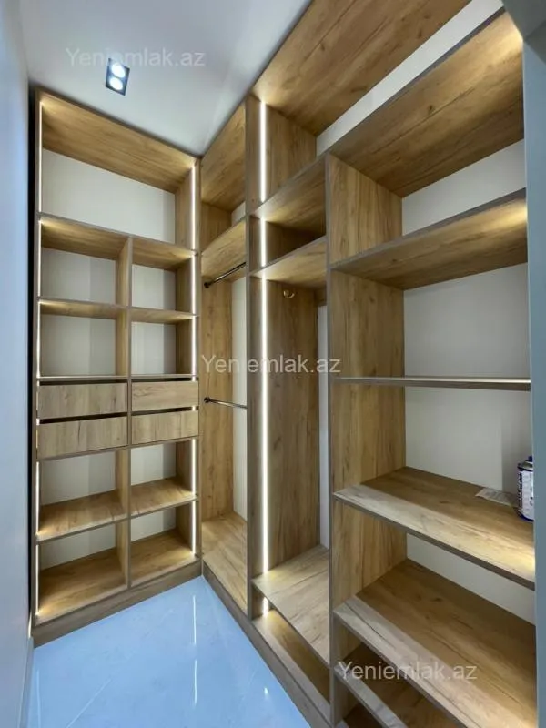 Satılır 3 otaqlı yeni tikili 68 m²