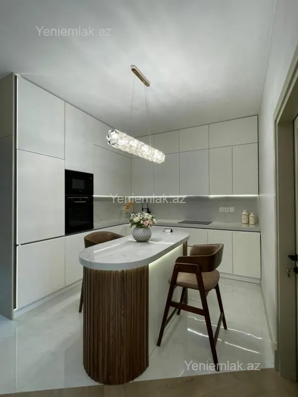 Satılır 3 otaqlı yeni tikili 68 m²