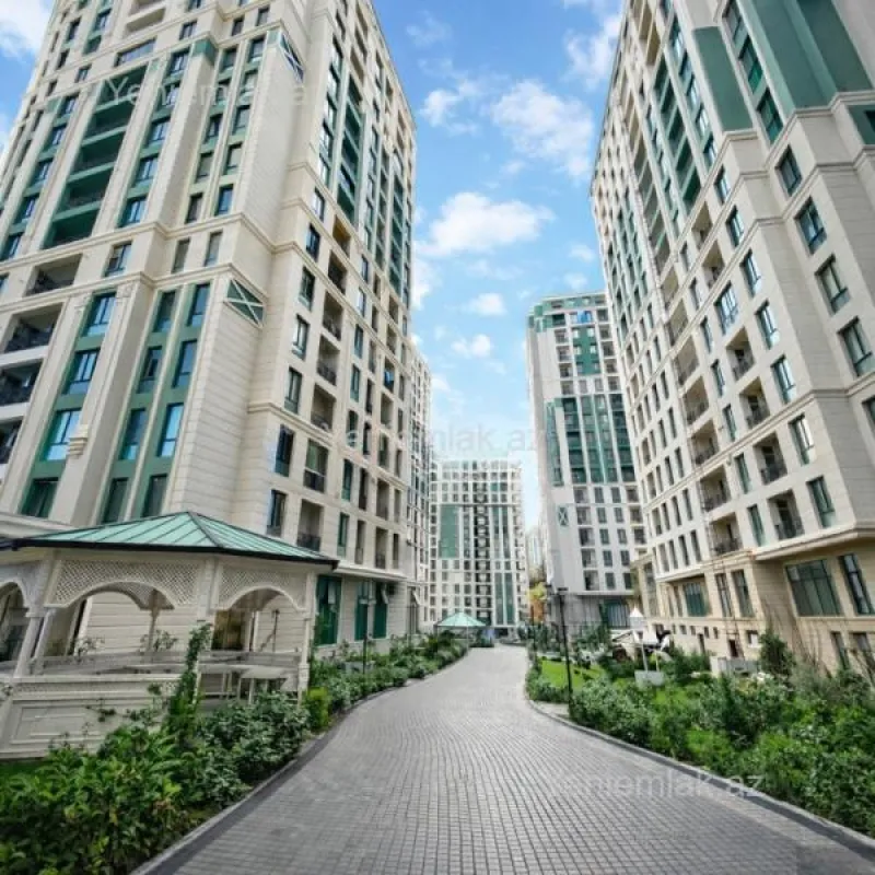 Satılır 2 otaqlı yeni tikili 60 m²