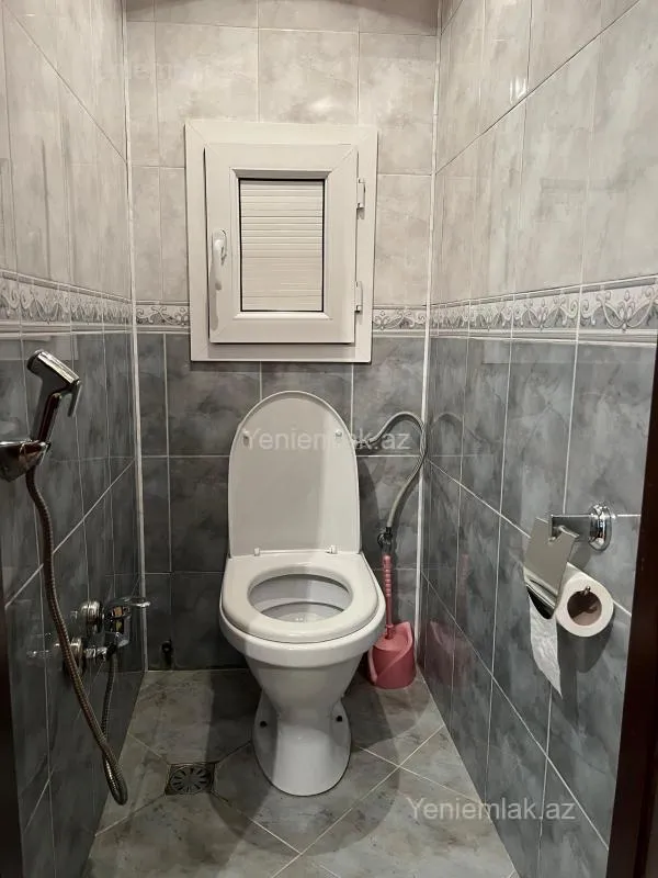 Satılır 3 otaqlı köhnə tikili 70 m²