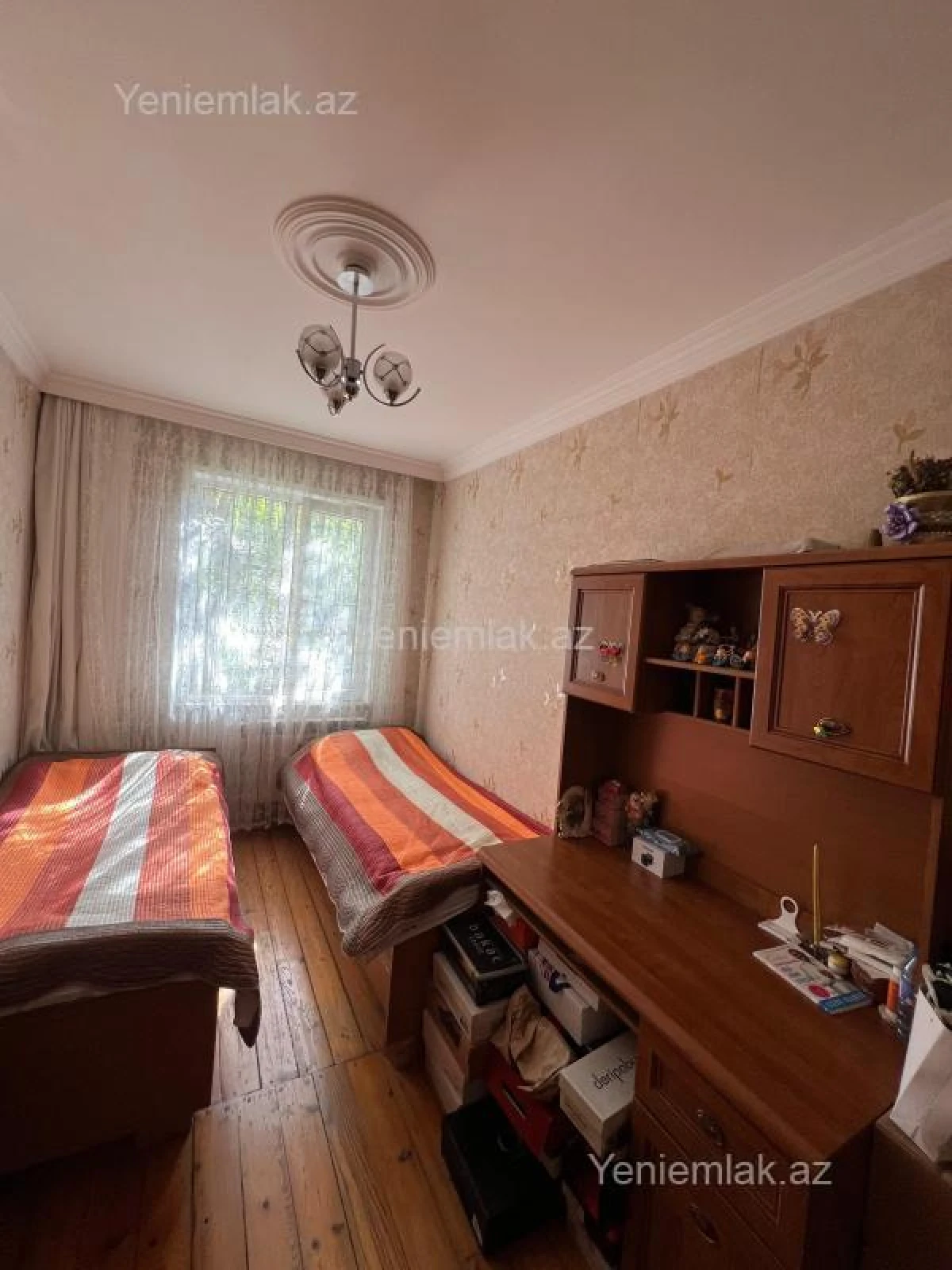Satılır 3 otaqlı köhnə tikili 70 m²