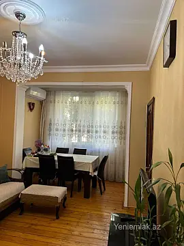 Satılır 3 otaqlı köhnə tikili 70 m²
