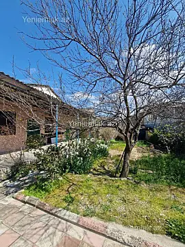Satılır 5 otaqlı həyət evi 142 m²