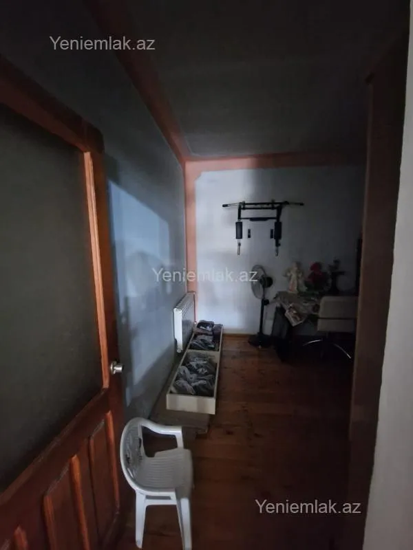 Satılır 5 otaqlı həyət evi 142 m²