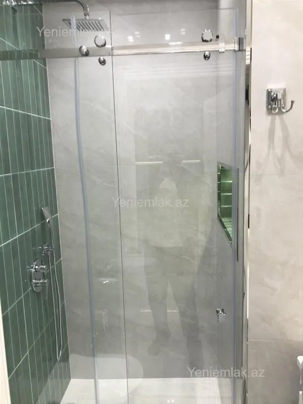 Satılır 2 otaqlı yeni tikili 60 m²