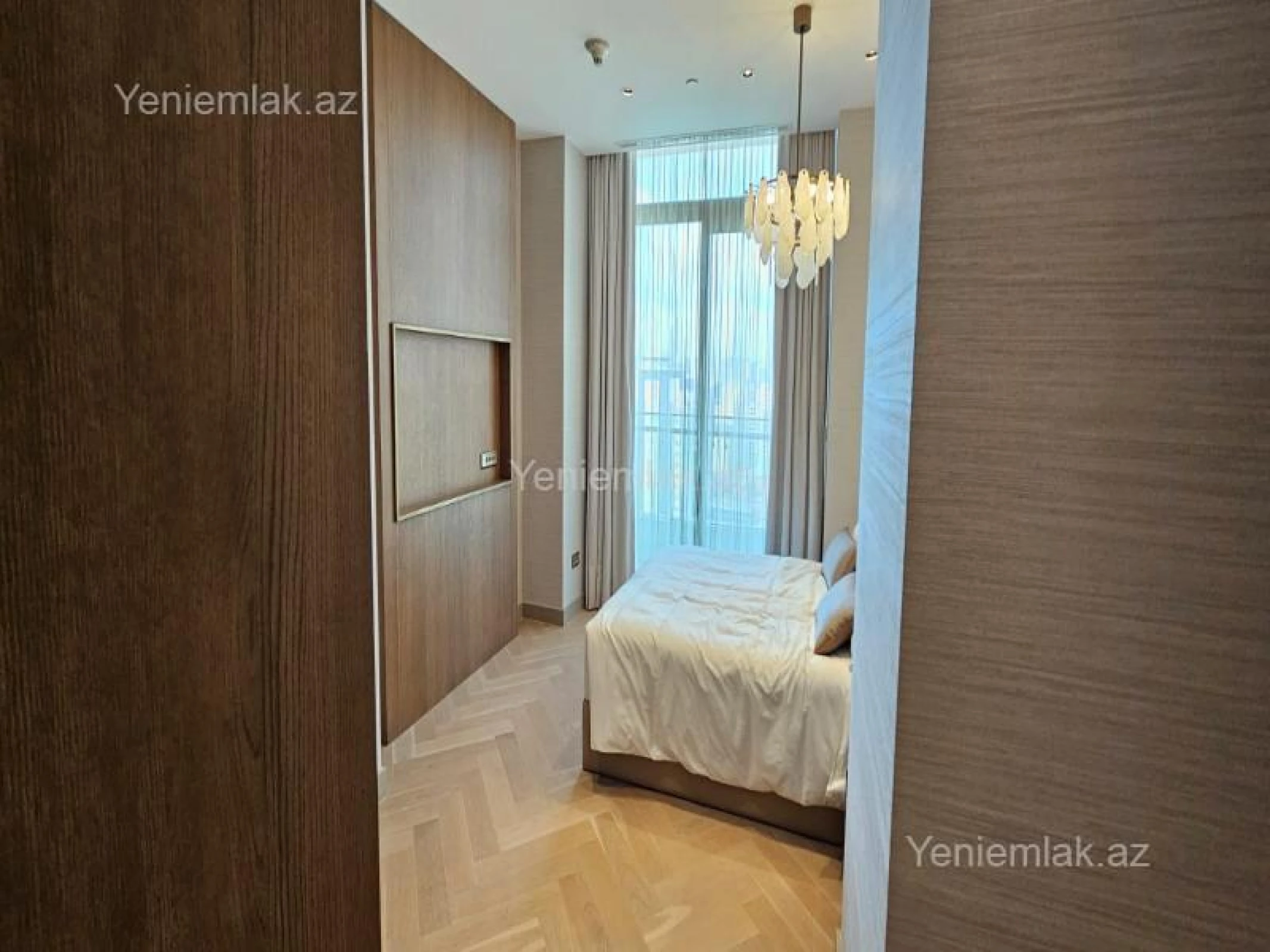 Satılır 3 otaqlı yeni tikili 155 m²