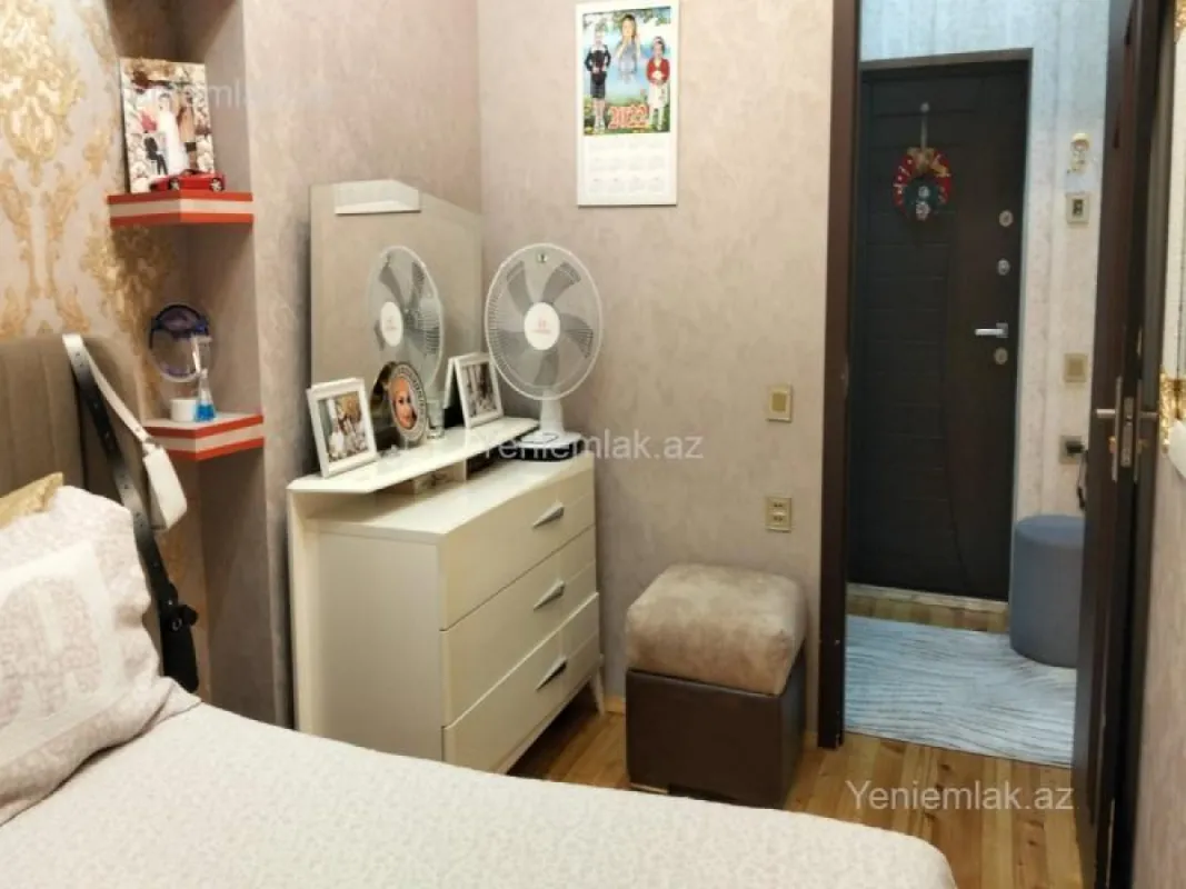 Satılır 2 otaqlı yeni tikili 60 m²