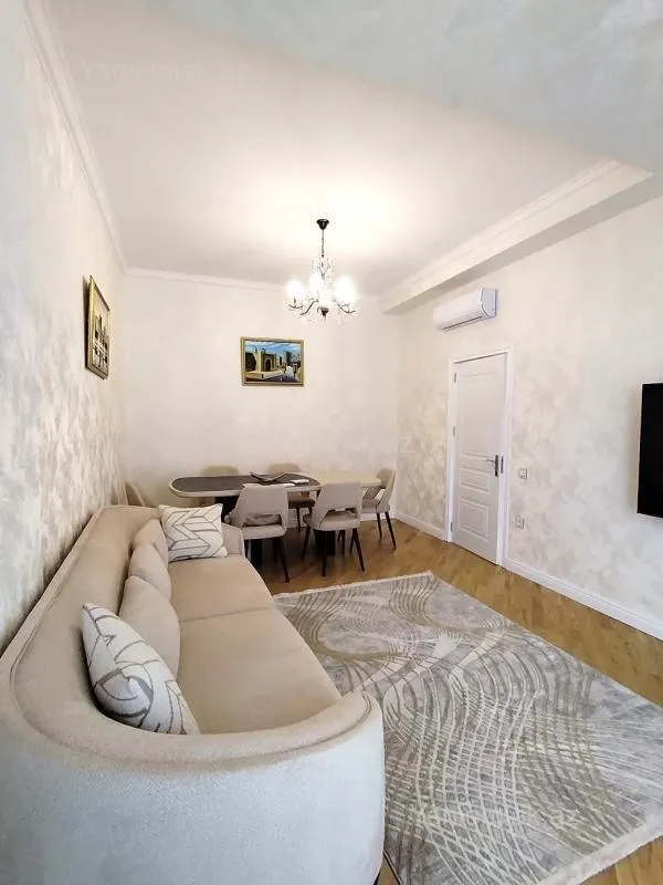 Satılır 3 otaqlı yeni tikili 102 m²