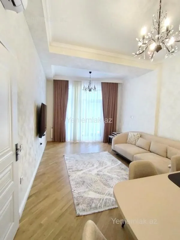 Satılır 3 otaqlı yeni tikili 102 m²