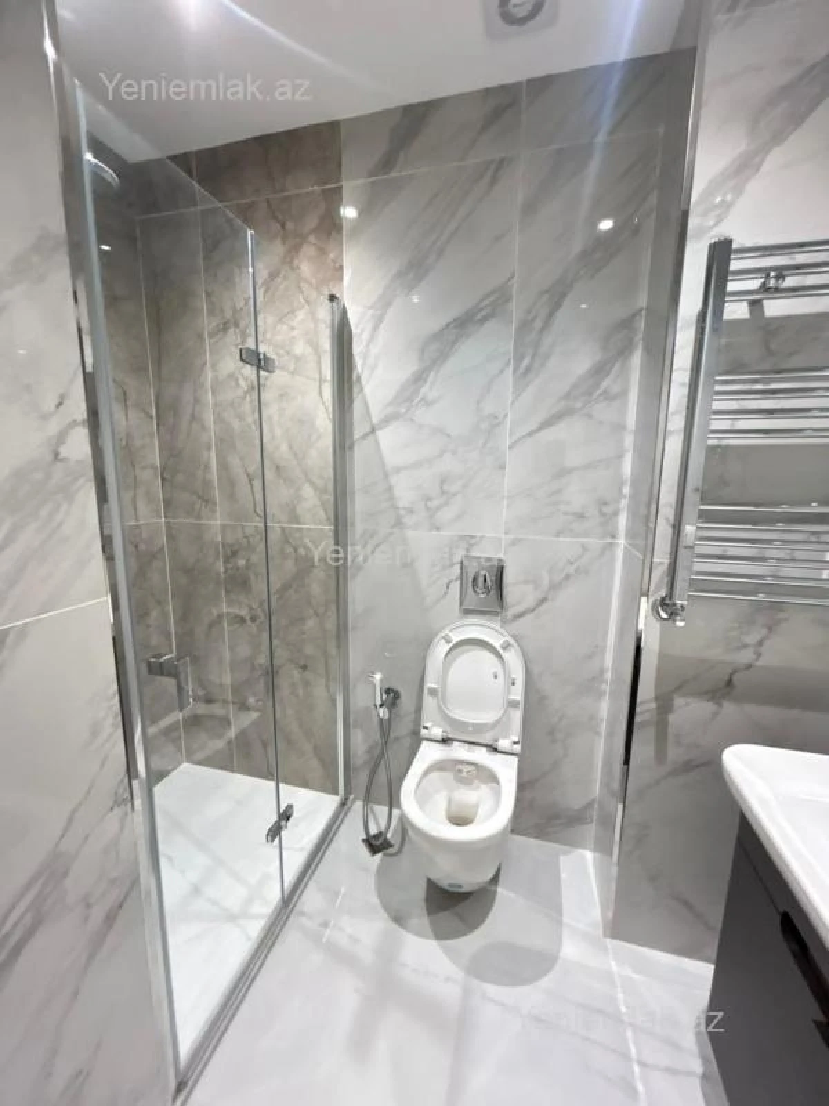 Satılır 2 otaqlı yeni tikili 50 m²