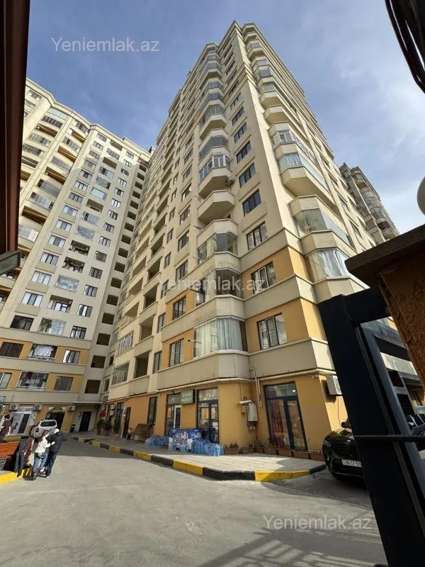 Satılır 2 otaqlı yeni tikili 68 m²