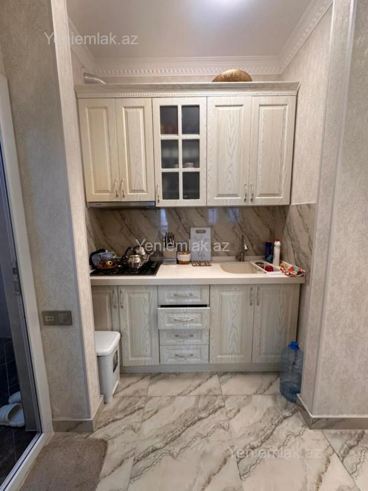 Satılır 2 otaqlı yeni tikili 75 m²