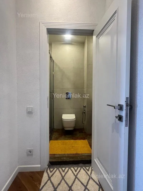 Satılır 3 otaqlı yeni tikili 78 m²