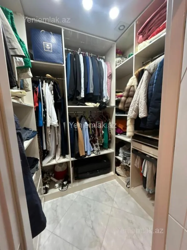 Satılır 3 otaqlı yeni tikili 124 m²