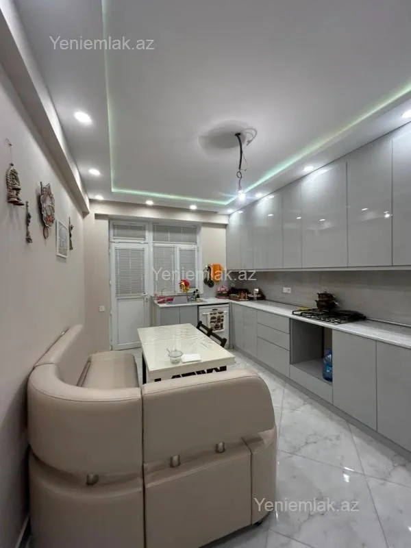Satılır 3 otaqlı yeni tikili 124 m²