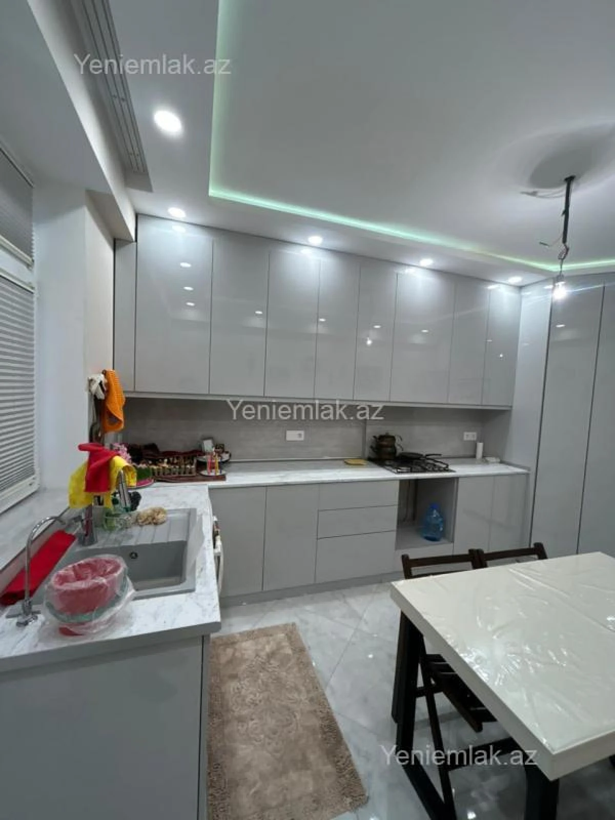 Satılır 3 otaqlı yeni tikili 124 m²