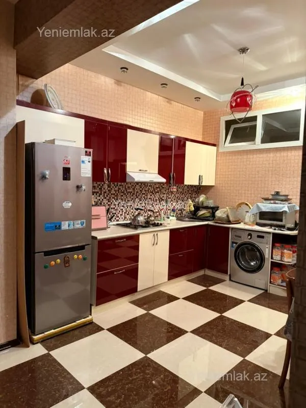 Satılır 3 otaqlı yeni tikili 74 m²