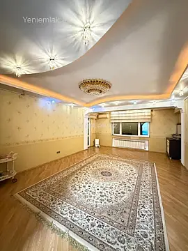 Satılır 3 otaqlı yeni tikili 155 m²