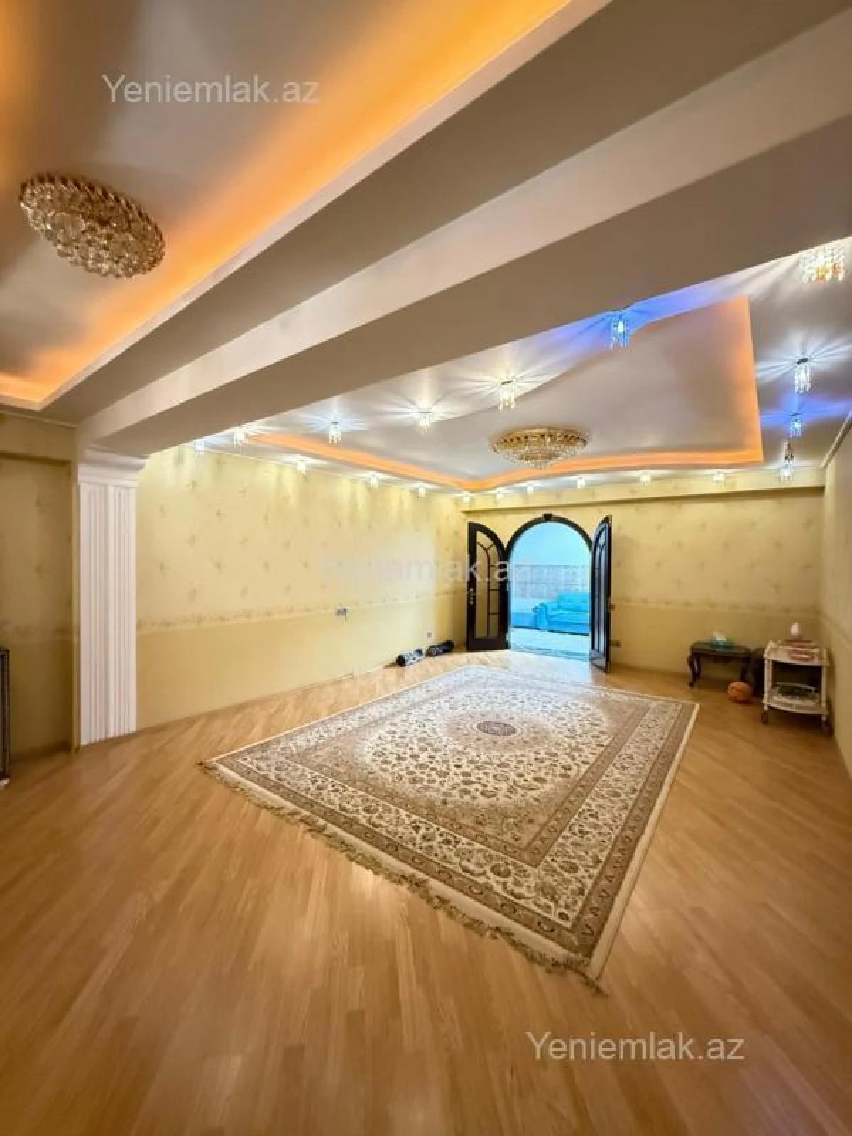 Satılır 3 otaqlı yeni tikili 155 m²