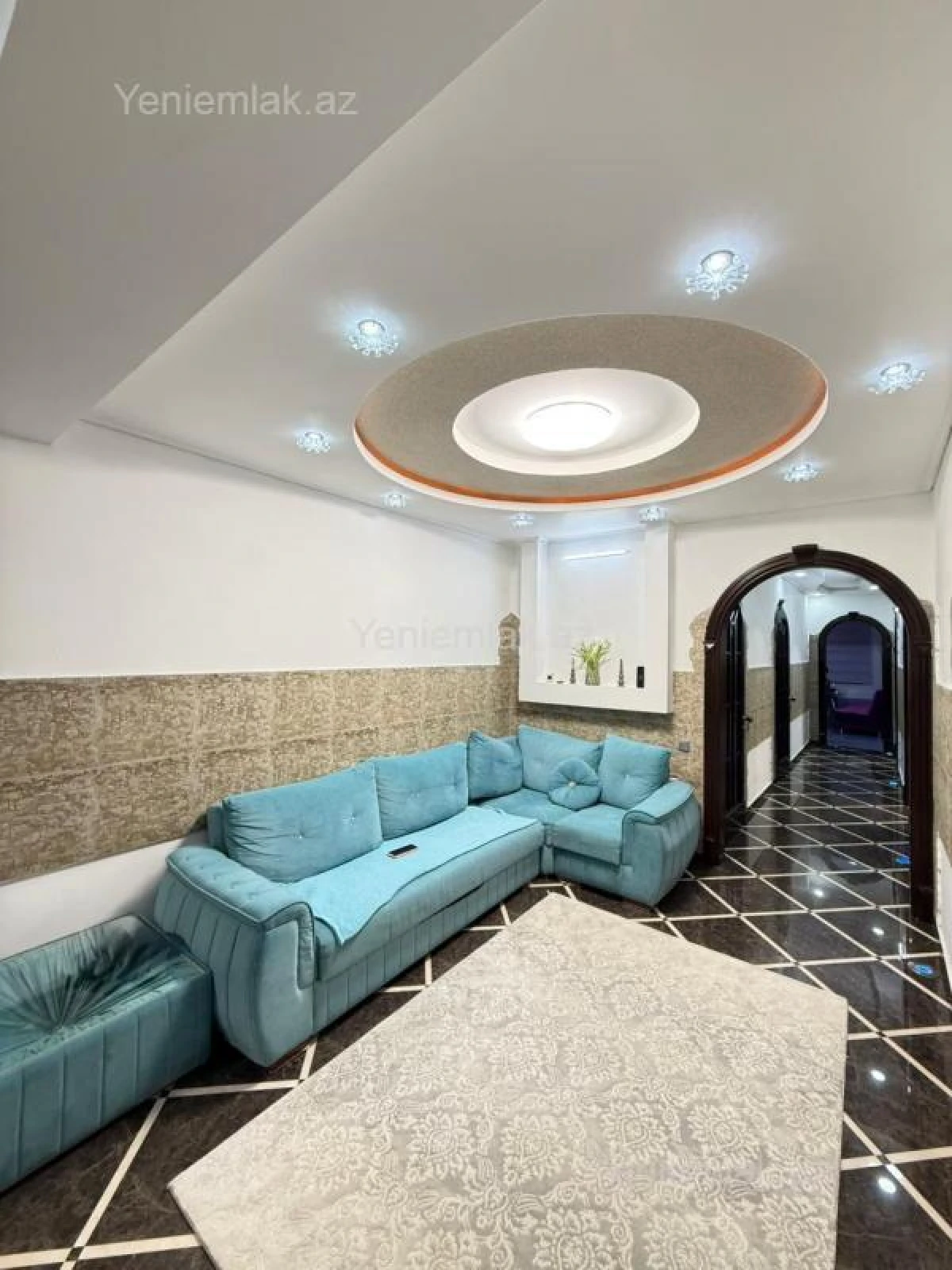 Satılır 3 otaqlı yeni tikili 155 m²