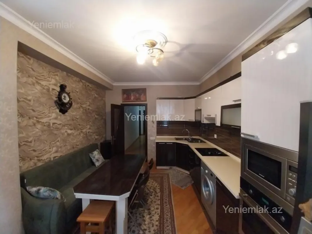 Satılır 4 otaqlı yeni tikili 121 m²
