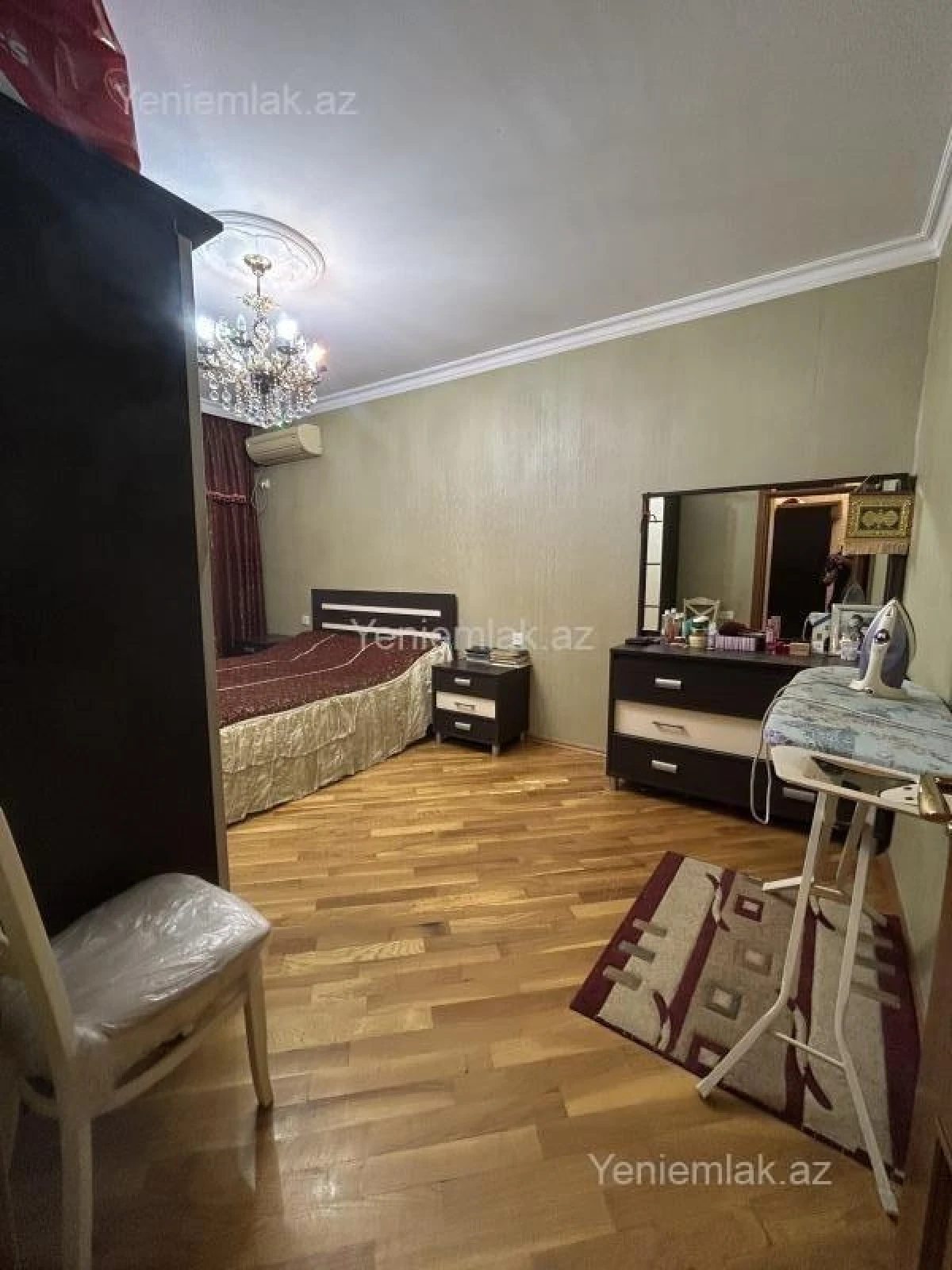 Satılır 3 otaqlı köhnə tikili 90 m²