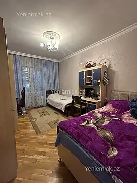 Satılır 3 otaqlı köhnə tikili 90 m²