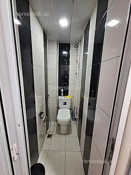 Satılır 5 otaqlı köhnə tikili 110 m²