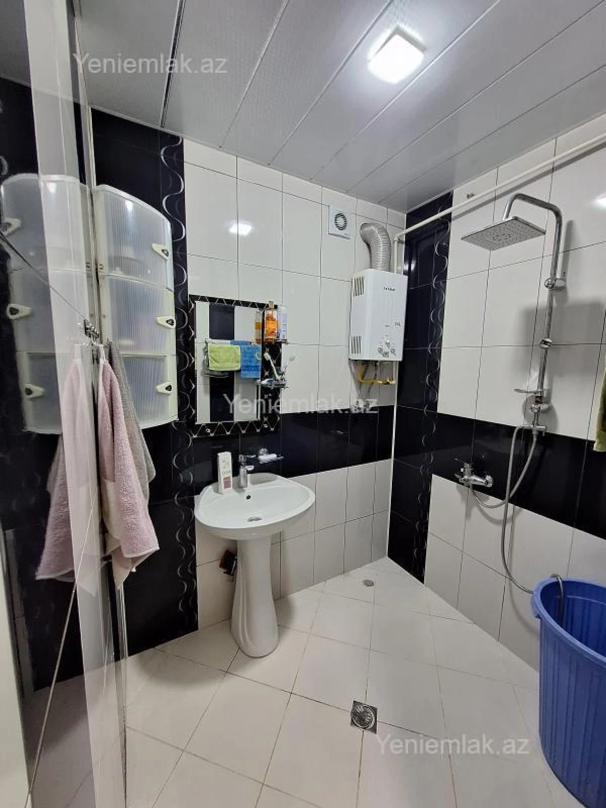 Satılır 5 otaqlı köhnə tikili 110 m²