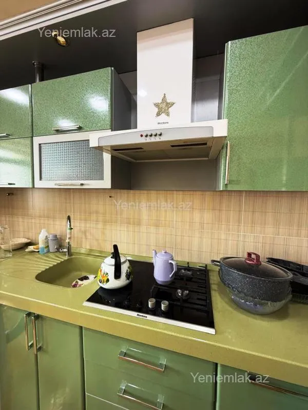 Satılır 2 otaqlı yeni tikili 100 m²