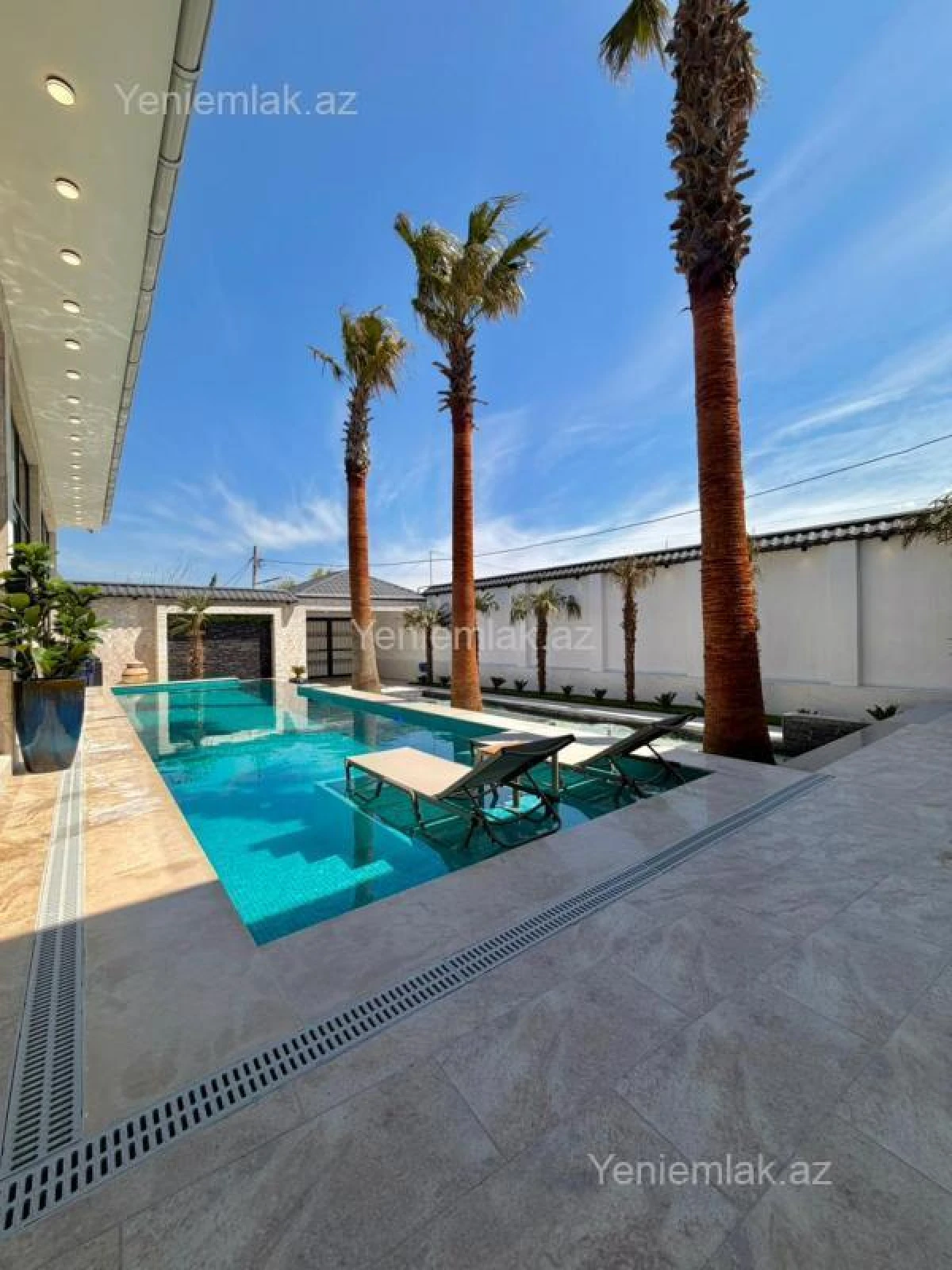 Satılır 4 otaqlı həyət evi 230 m²