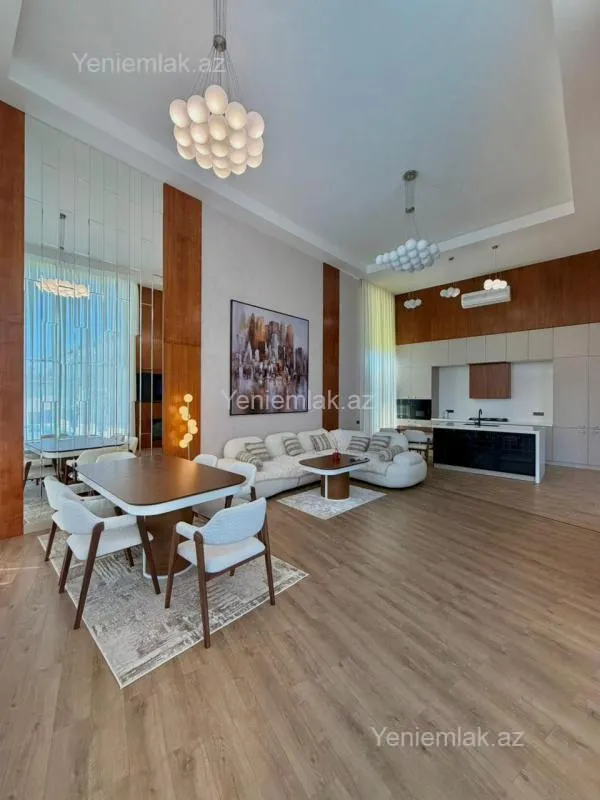 Satılır 4 otaqlı həyət evi 230 m²