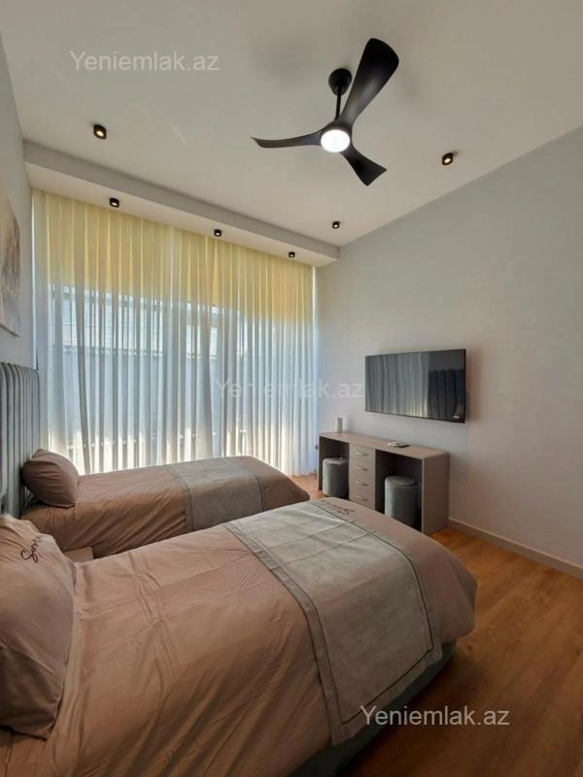 Satılır 4 otaqlı həyət evi 230 m²