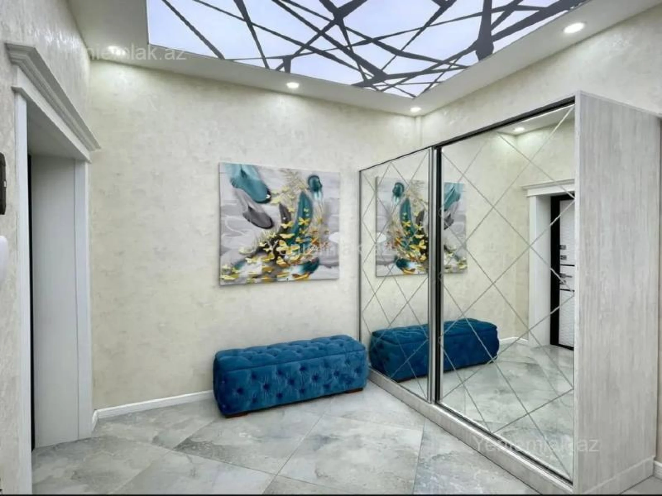 Satılır 2 otaqlı yeni tikili 70 m²