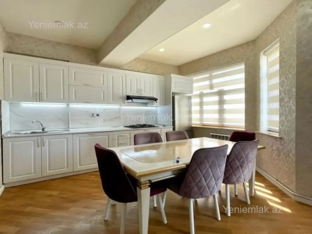 Satılır 2 otaqlı yeni tikili 70 m²