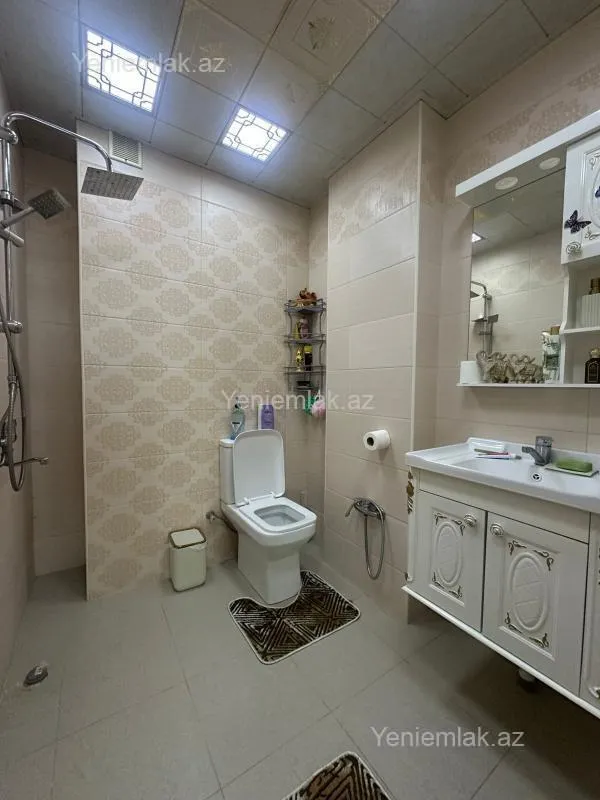 Satılır 3 otaqlı yeni tikili 100 m²