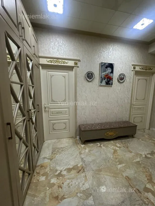 Satılır 3 otaqlı yeni tikili 100 m²