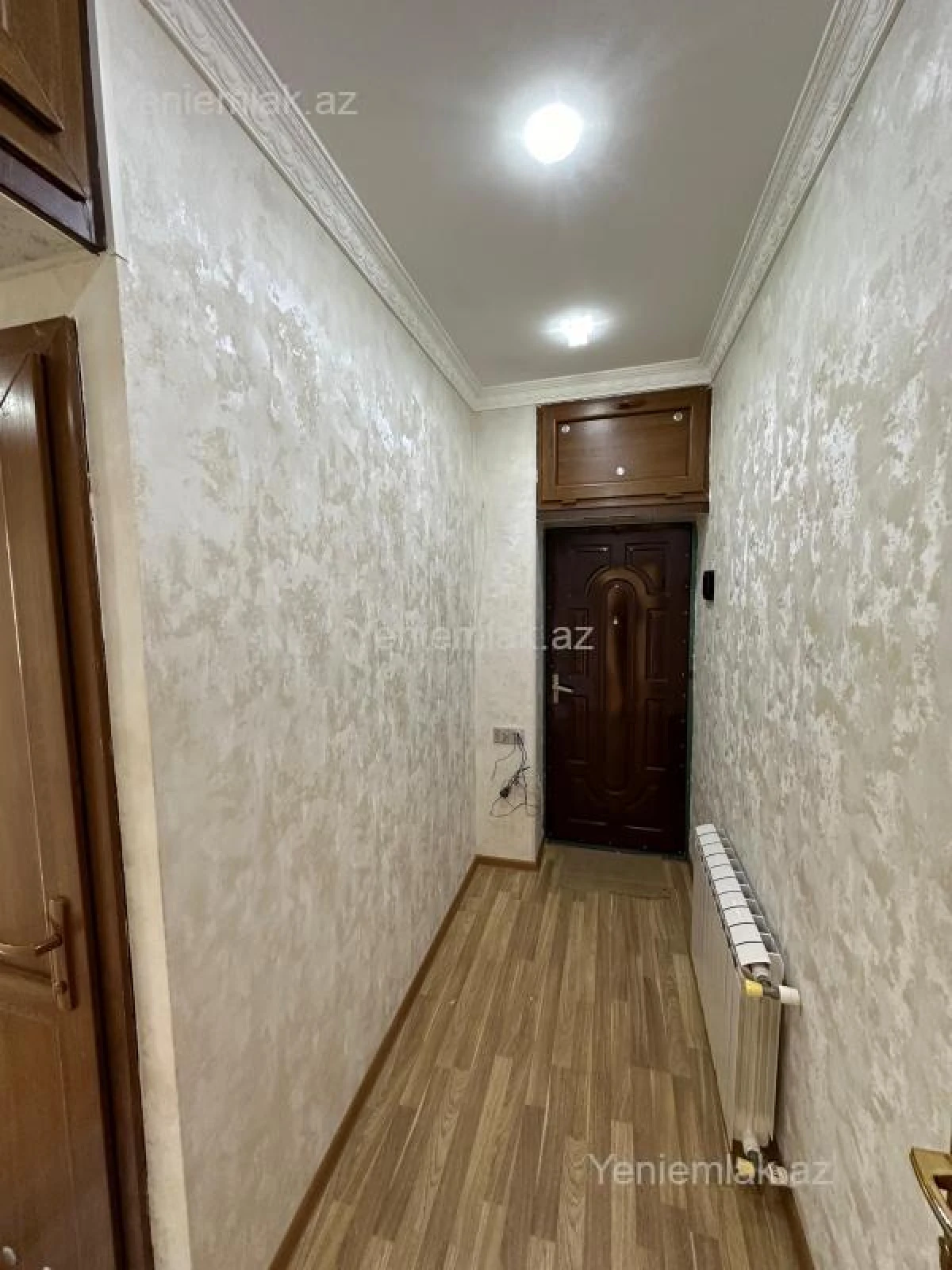 Satılır 1 otaqlı köhnə tikili 38 m²