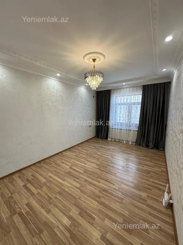 Satılır 1 otaqlı köhnə tikili 38 m²