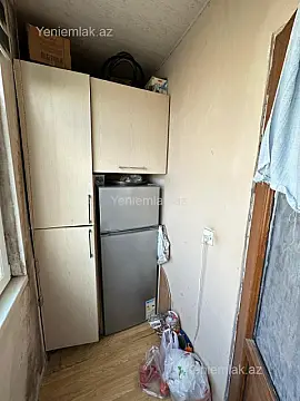 Satılır 1 otaqlı köhnə tikili 38 m²