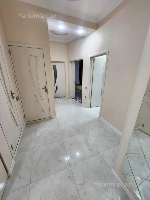 Satılır 2 otaqlı yeni tikili 73 m²