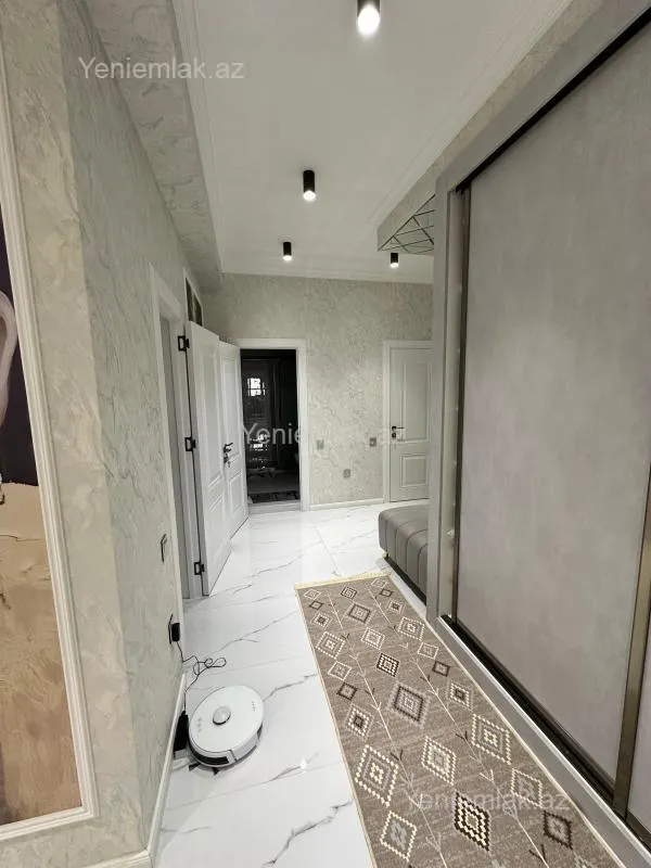 Satılır 3 otaqlı yeni tikili 115 m²