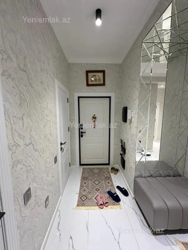 Satılır 3 otaqlı yeni tikili 115 m²