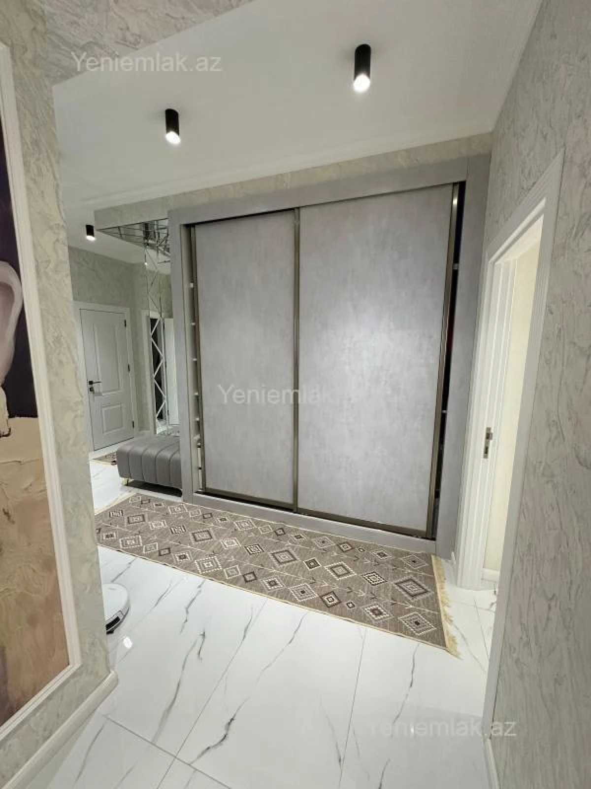 Satılır 3 otaqlı yeni tikili 115 m²