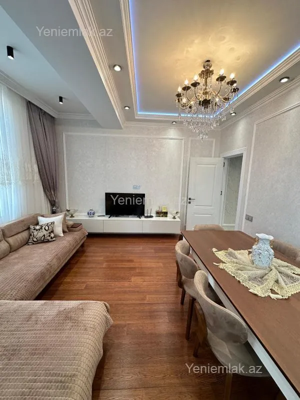 Satılır 3 otaqlı yeni tikili 115 m²