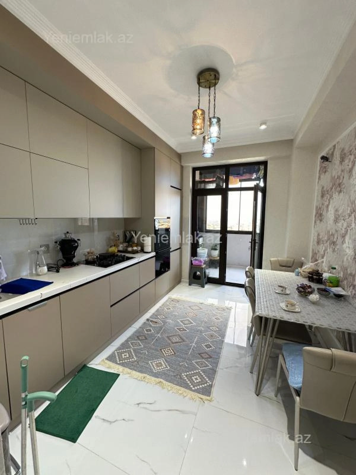 Satılır 3 otaqlı yeni tikili 115 m²