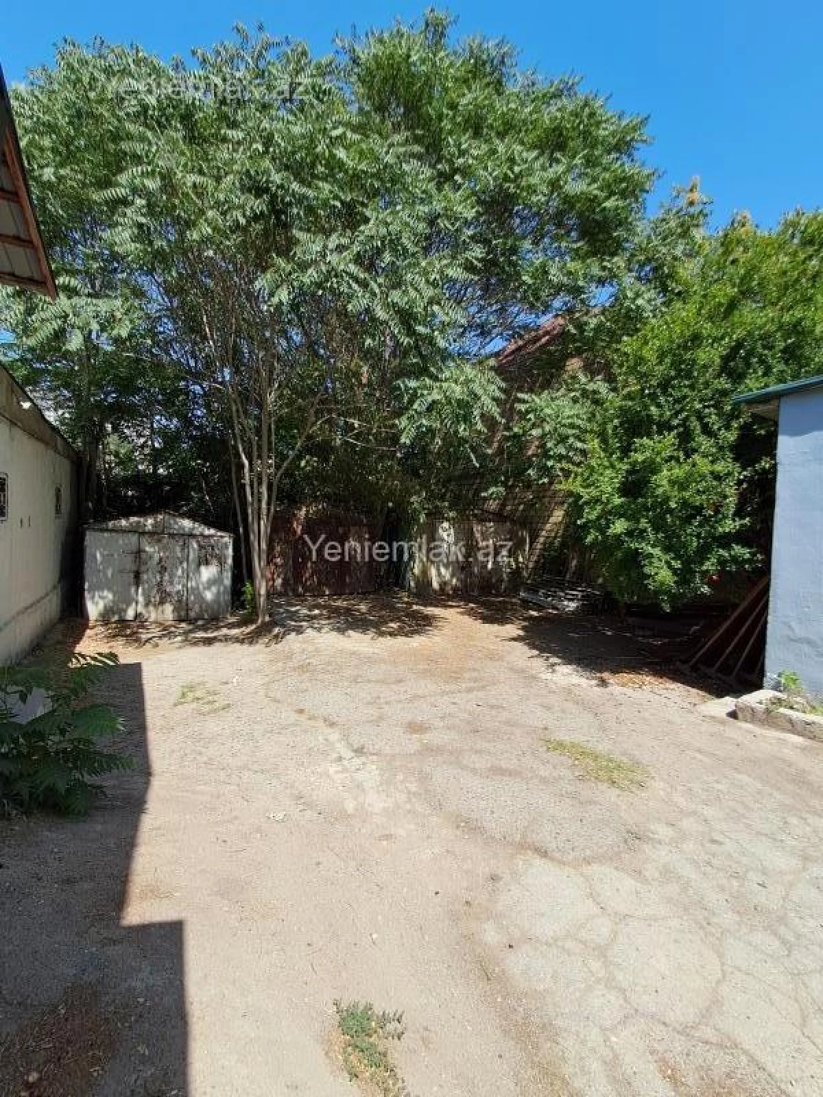 Satılır qaraj 20 m²